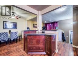 90 BAKERSFIELD Drive - 12