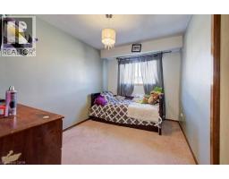 90 BAKERSFIELD Drive - 17