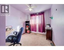 90 BAKERSFIELD Drive - 19