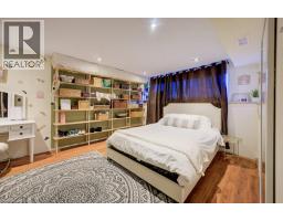 90 BAKERSFIELD Drive - 24