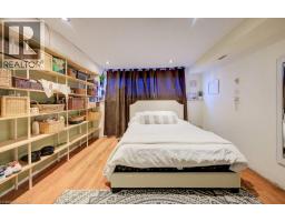 90 BAKERSFIELD Drive - 25