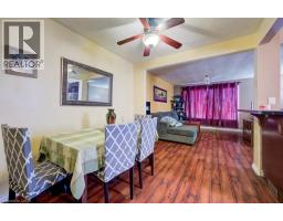 90 BAKERSFIELD Drive - 8