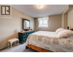 225 HARVARD Place UnitNo. 911 - 13