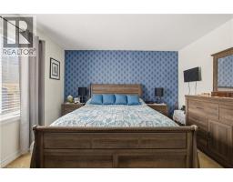 15 IRVING Drive - 27