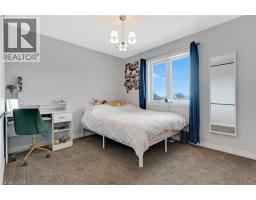 147 BROWN Street - 38