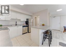 12 HOLBORN Drive UnitNo. E33 - 7