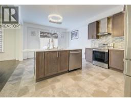 82 CASTLEBAY Street - 10