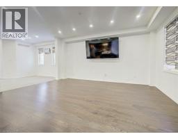 82 CASTLEBAY Street - 16