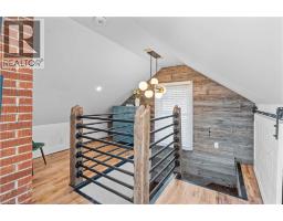 17 DAVIS Street W - 20