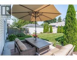 17 DAVIS Street W - 30