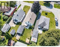 17 DAVIS Street W - 36