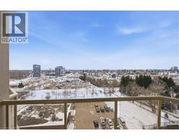 539 BELMONT Avenue W UnitNo. 901 - 13