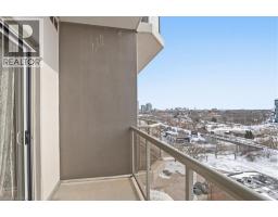 539 BELMONT Avenue W UnitNo. 901 - 14