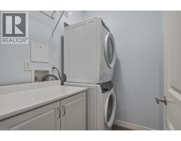 539 BELMONT Avenue W UnitNo. 901 - 15