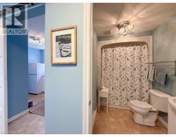 2017 ERIE Street - 26