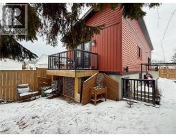 2017 ERIE Street - 36