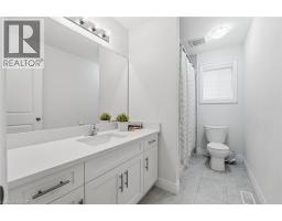 29 ROSELAWN Avenue - 15