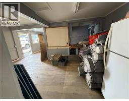 271 DUNDAS Street - 11