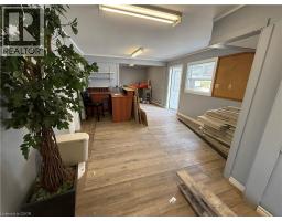 271 DUNDAS Street - 13