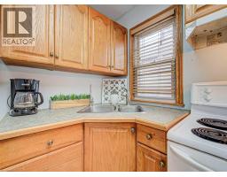 7 SECOND Avenue - 10