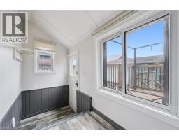 381 CONNAUGHT Street - 17