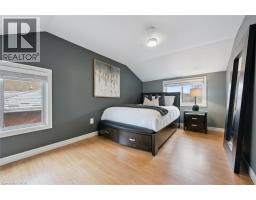 381 CONNAUGHT Street - 20