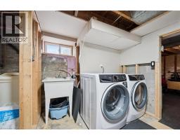 381 CONNAUGHT Street - 24