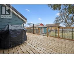 381 CONNAUGHT Street - 27