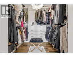 132 PARKVIEW Drive - 17