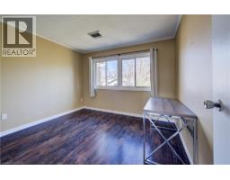 121 UNIVERSITY Avenue E UnitNo. 22 - 15