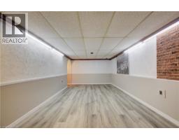 121 UNIVERSITY Avenue E UnitNo. 22 - 22