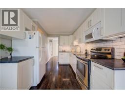 121 UNIVERSITY Avenue E UnitNo. 22 - 3