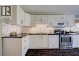 121 UNIVERSITY Avenue E UnitNo. 22 - 4