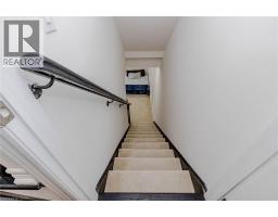 172 BECKVIEW Drive - 40