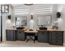 1283 SWAN Street - 29