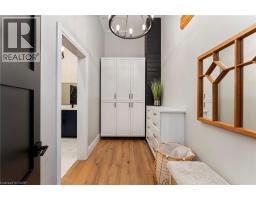 1283 SWAN Street - 35