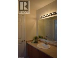 50 FERRIS Drive - 16