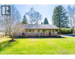 587 HILLCREST Road - 44