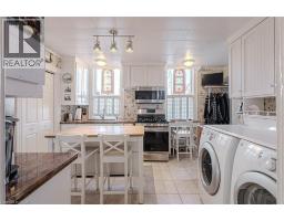 109 TALBOT Street N - 14