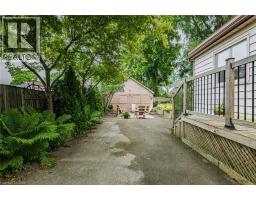 109 TALBOT Street N - 40