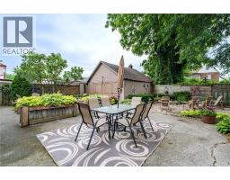 109 TALBOT Street N - 43