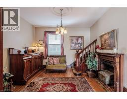 109 TALBOT Street N - 5