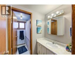 135 KING HIRAM Street - 38