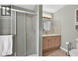 12 ST ANDREW Street UnitNo. 205 - 32