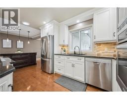 8 GOLDFINCH Street - 13