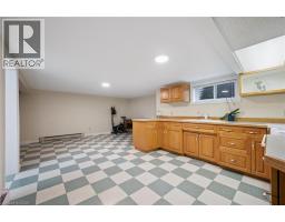 8 GOLDFINCH Street - 31