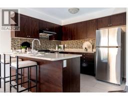 19 CROMARTY Avenue - 14