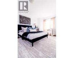 19 CROMARTY Avenue - 27