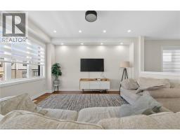 25 WINTERGREEN Crescent - 21