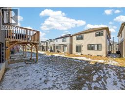 25 WINTERGREEN Crescent - 46